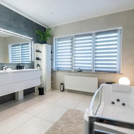 Jacuzzi - Basketball Court - Big Garden - 9 Guests Villa