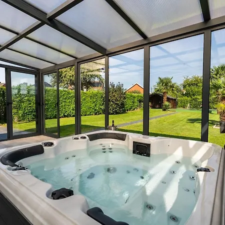 Jacuzzi - Basketball Court - Big Garden - 9 Guests Villa *